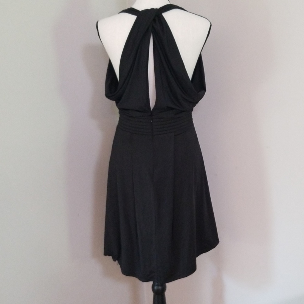 Dress - Picture 4 of 4